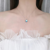 قلادة قطة من حجر القمر الطبيعي اللطيف من الفضة الإسترلينية عيار 925