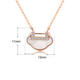 قلادة أنيقة من الفضة الإسترلينية عيار 925 مرصعة بحجر الزركونيوم المحظوظ من أم الصدف