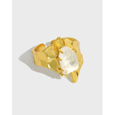 خاتم عصري من الفضة الإسترلينية عيار 925 قابل للتعديل بتصميم جبل جليدي من الكريستال الطبيعي غير المنتظم