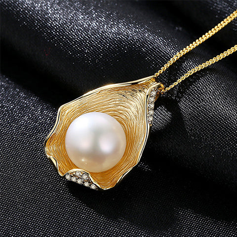 Round Natural Pearl In CZ Shell 925 Silver Necklace